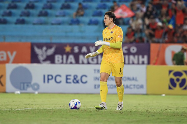 V-League hấp dẫn nhờ Ninh Bình quá hay và nhờ cả… HAGL mãi không chịu ‘lớn’