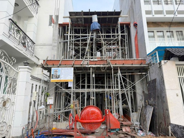 Vụ khổ với giấy phép xây dựng: Phường đã yêu cầu nộp hồ sơ miễn giấy phép Vụ khổ với giấy phép xây dựng: Phường đã yêu cầu nộp hồ sơ miễn giấy phép