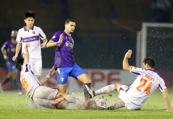 bang-xep-hang-v-league-moi-nhat-ha-noi-dan-thoat-hiem-ninh-binh-vung-chac-top-1-con-hagl.jpg