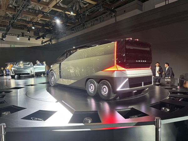 Lexus khuấy động triển lãm Japan Mobility Show 2025 bằng loạt xe concept mới