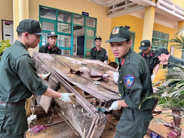 Đà Nẵng, Quảng Ngãi ứng phó nguy cơ lũ chồng lũ