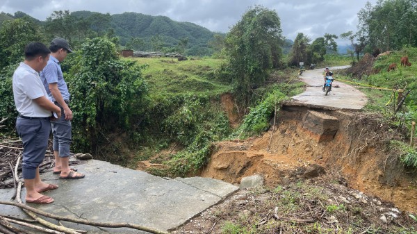 Đà Nẵng, Quảng Ngãi ứng phó nguy cơ lũ chồng lũ