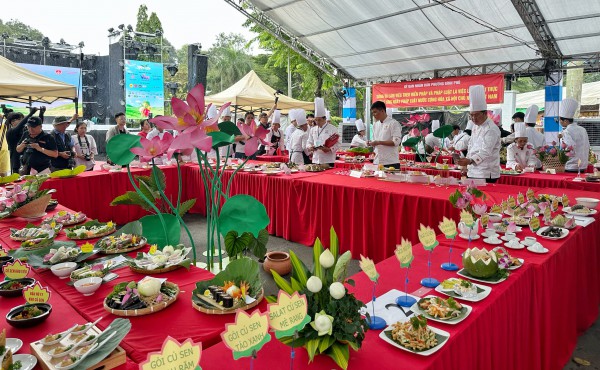 Kỷ lục Việt Nam: 200 món chay từ sen tại lễ hội ẩm thực chay ở TP.HCM