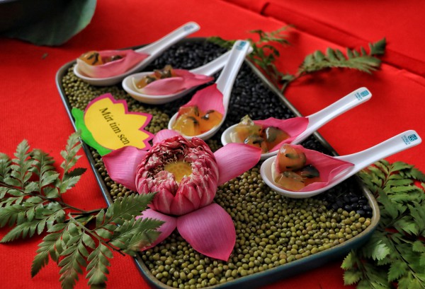 Kỷ lục Việt Nam: 200 món chay từ sen tại lễ hội ẩm thực chay ở TP.HCM