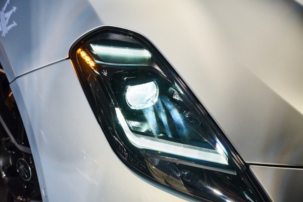 Xe mui trần hạng sang Maserati GranCabrio Folgore có giá hơn 13,3 tỉ đồng Xe mui trần hạng sang Maserati GranCabrio Folgore có giá hơn 13,3 tỉ đồng