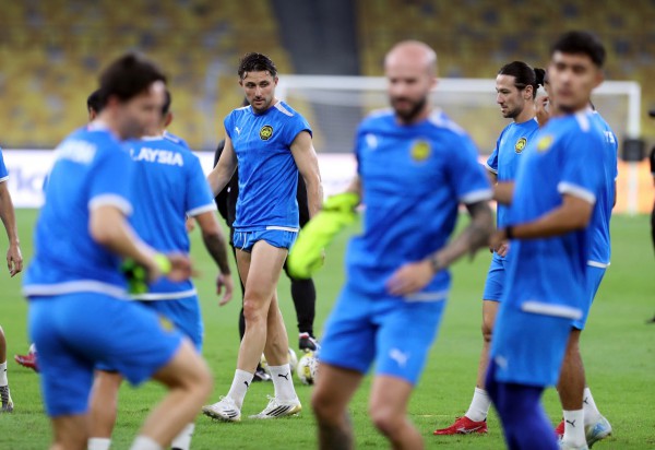 Lộ diện thời điểm AFC trừng phạt đội tuyển Malaysia, nguy cơ bị cấm vận đến Asian Cup 2031 Lộ diện thời điểm AFC trừng phạt đội tuyển Malaysia, nguy cơ bị cấm vận đến Asian Cup 2031