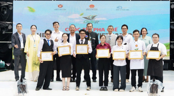 Độc đáo những thức uống 'xanh' xuất hiện ở lễ hội ẩm thực chay 2025 tại TP.HCM