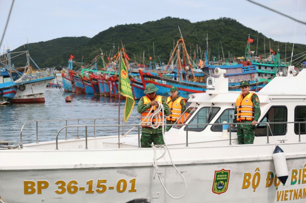 Khánh Hòa cấm biển từ 12 giờ ngày 6.11 để ứng phó bão số 13 Kalmaegi Khánh Hòa cấm biển từ 12 giờ ngày 6.11 để ứng phó bão số 13 Kalmaegi