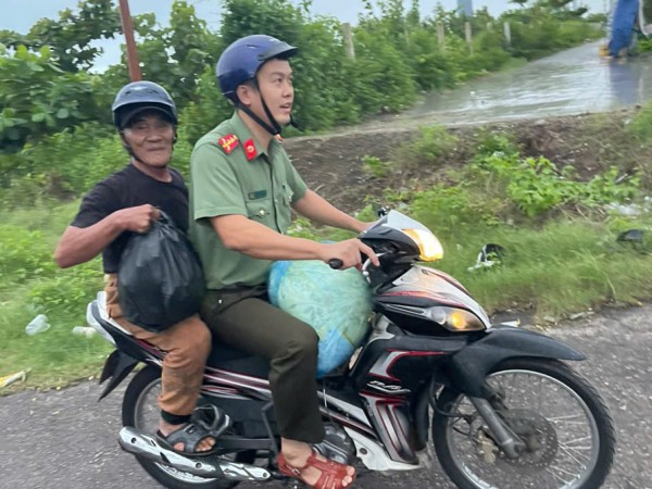 Bão Kalmaegi giật cấp 15, Gia Lai kích hoạt phương án ứng phó cao nhất Bão Kalmaegi giật cấp 15, Gia Lai kích hoạt phương án ứng phó cao nhất