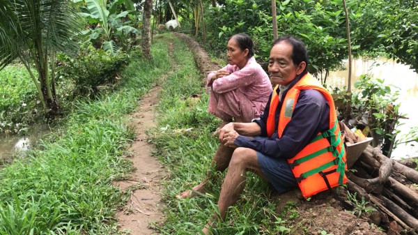 Cần Thơ: Vỡ đê ở cồn Sơn Cần Thơ: Vỡ đê ở cồn Sơn