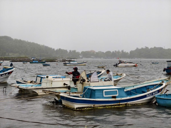 Ứng phó bão Kalmaegi: Đắk Lắk cấm người dân ra đường từ 16 giờ 30 ngày 6.11 Ứng phó bão Kalmaegi: Đắk Lắk cấm người dân ra đường từ 16 giờ 30 ngày 6.11