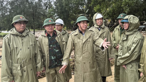 Bộ Quốc phòng kiểm tra, chỉ đạo ứng phó bão Kalmaegi tại Quảng Ngãi Bộ Quốc phòng kiểm tra, chỉ đạo ứng phó bão Kalmaegi tại Quảng Ngãi