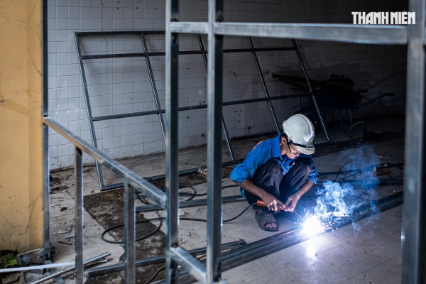 TP.HCM tất bật dọn 'đất vàng' để xây công viên và đài tưởng niệm nạn nhân Covid-19 TP.HCM tất bật dọn 'đất vàng' để xây công viên và đài tưởng niệm nạn nhân Covid-19