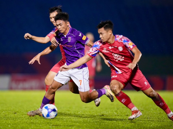 Lý do bất ngờ Nguyễn Trần Việt Cường xách vali lên đội tuyển: Đá cặp cùng Son, tại sao không? Lý do bất ngờ Nguyễn Trần Việt Cường xách vali lên đội tuyển: Đá cặp cùng Son, tại sao không?