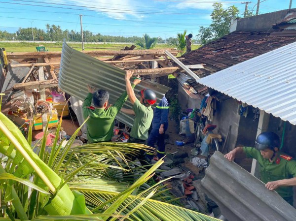 Bão Kalmaegi 'thổi bay' hơn 5.000 tỉ đồng, Gia Lai nỗ lực không để người dân đói rét