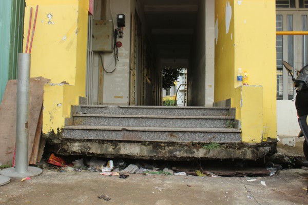 Phường lún nhanh nhất TP.HCM 'chìm' gần 1 mét: Nhiều nhà dân nứt tường, vỡ nền Phường lún nhanh nhất TP.HCM 'chìm' gần 1 mét: Nhiều nhà dân nứt tường, vỡ nền