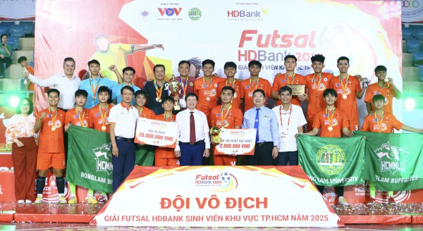 Thắng đậm trận chung kết, đội Trường ĐH Nông lâm TP.HCM vô địch futsal sinh viên