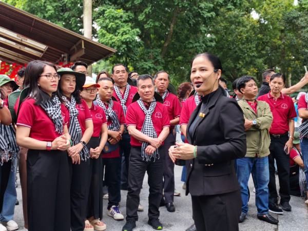 Hơn 100 cán bộ tuyên giáo, phóng viên TP.HCM tham quan Bảo tàng Báo chí Việt Nam Hơn 100 cán bộ tuyên giáo, phóng viên TP.HCM tham quan Bảo tàng Báo chí Việt Nam