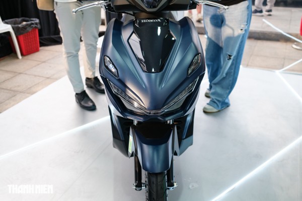 Giá bán tăng nhẹ, Honda Air Blade 2026 thay đổi gì?
