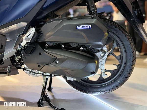 Giá bán tăng nhẹ, Honda Air Blade 2026 thay đổi gì?