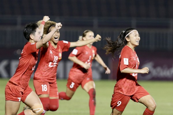 Cúp C1 châu Á: Huỳnh Như lập siêu phẩm, CLB nữ TP.HCM thắng kịch tính CLB Philippines Cúp C1 châu Á: Huỳnh Như lập siêu phẩm, CLB nữ TP.HCM thắng kịch tính CLB Philippines