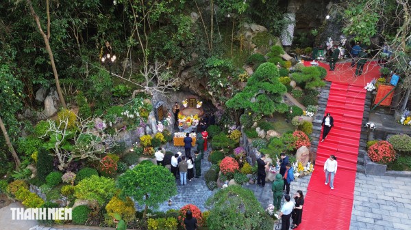 Khánh thành công trình tôn tạo Di tích quốc gia đặc biệt Hang Tám Cô