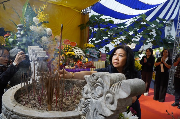 Khánh thành công trình tôn tạo Di tích quốc gia đặc biệt Hang Tám Cô