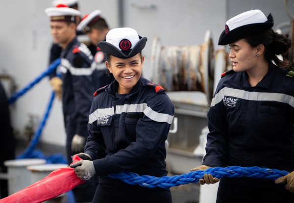 Tàu chiến hạm Pháp Prairial cập cảng Tiên Sa, Đà Nẵng Tàu chiến hạm Pháp Prairial cập cảng Tiên Sa, Đà Nẵng