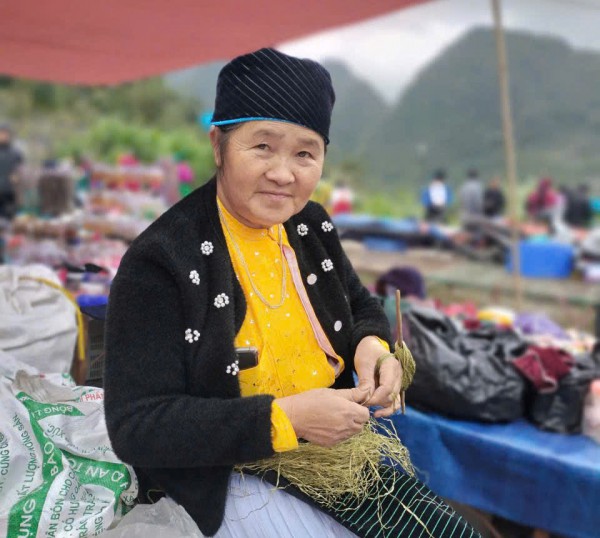 Độc đáo chợ lùi Sà Phìn giữa cao nguyên đá Độc đáo chợ lùi Sà Phìn giữa cao nguyên đá