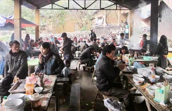 Độc đáo chợ lùi Sà Phìn giữa cao nguyên đá Độc đáo chợ lùi Sà Phìn giữa cao nguyên đá