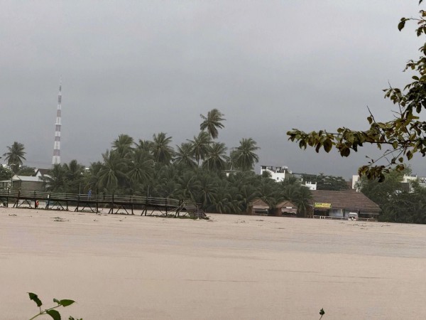 Khánh Hòa: Ngập lụt từ miền núi đến đồng bằng Khánh Hòa: Ngập lụt từ miền núi đến đồng bằng