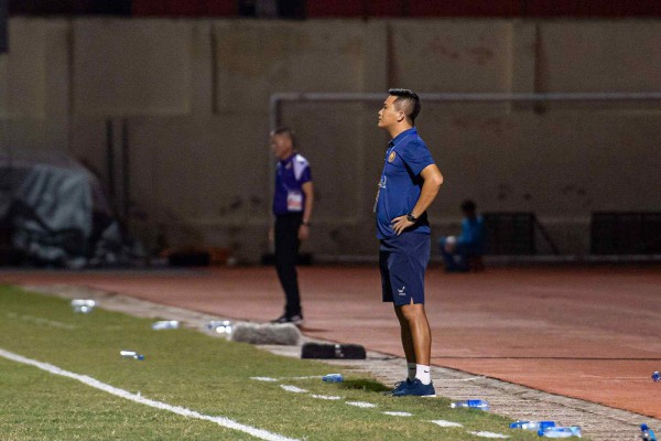 HLV Choi Won-kwon và Thanh Hóa chấm dứt hợp đồng vì tài chính: Mai Xuân Hợp lên thay HLV Choi Won-kwon và Thanh Hóa chấm dứt hợp đồng vì tài chính: Mai Xuân Hợp lên thay