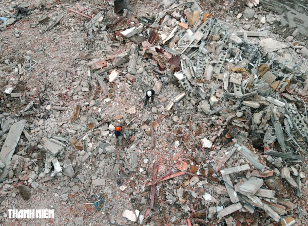 TP.HCM tháo dỡ 3 biệt thự trong khu đất số 1 Lý Thái Tổ TP.HCM tháo dỡ 3 biệt thự trong khu đất số 1 Lý Thái Tổ