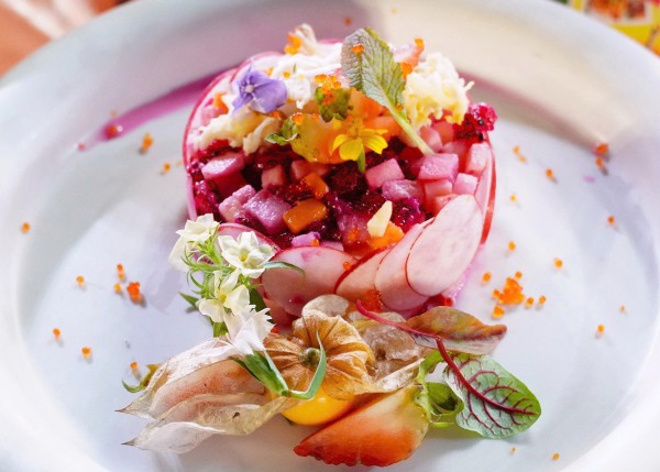 Đại tiệc ẩm thực: Hơn 100 món ngon từ cua Cà Mau kết hợp nguyên liệu 34 tỉnh thành Đại tiệc ẩm thực: Hơn 100 món ngon từ cua Cà Mau kết hợp nguyên liệu 34 tỉnh thành