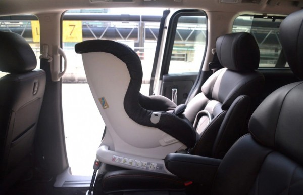 Từ 2026 chở trẻ em trên ô tô phải có ghế an toàn, nên chọn loại nào?