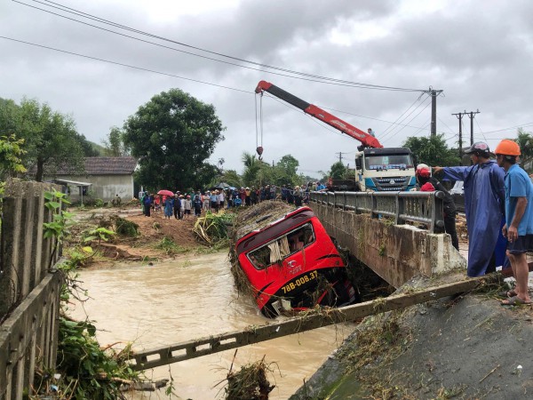 Tổng lực ứng phó ngập lụt lịch sử