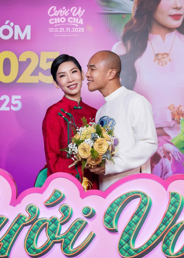 Dàn sao Việt khoe sắc ngày công chiếu phim Dàn sao Việt khoe sắc ngày công chiếu phim