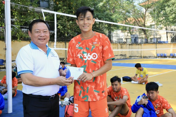 6 đội phía nam bị loại, vô địch sớm gặp á quân ở vòng tứ kết