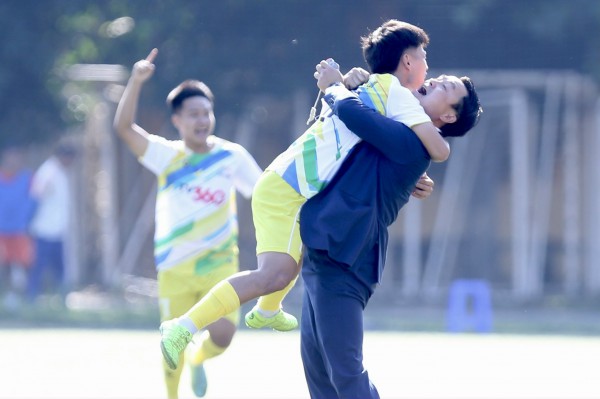 6 đội phía nam bị loại, vô địch sớm gặp á quân ở vòng tứ kết