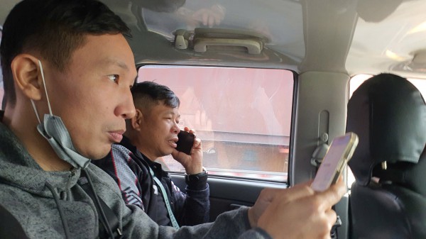 Nghĩa tình Quảng Trị vào rốn lũ Phú Yên, 'người gửi vài trăm nghìn'