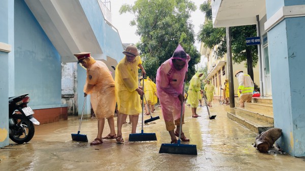 Bộ Công an chi viện 260 chiến sĩ hỗ trợ Gia Lai khắc phục sau lũ