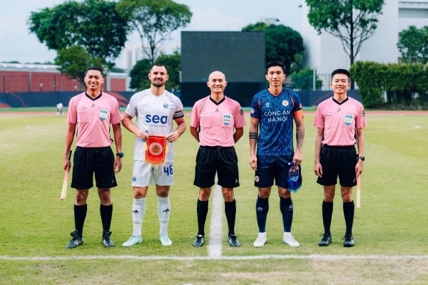 Đoàn Văn Hậu đá lượt về V-League, tràn trề cơ hội khoác áo đội tuyển Việt Nam đấu Malaysia