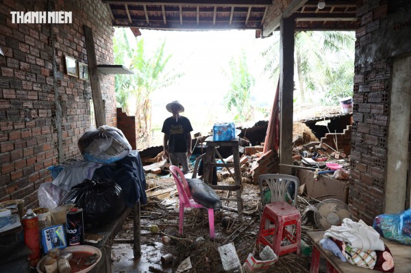 Rốn lũ Hòa Thịnh nhìn từ flycam: Làng quê ngổn ngang sau nước rút