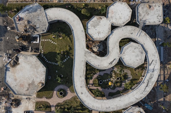 Hà Nội sắp có trung tâm bảo tồn rắn tại làng Lệ Mật