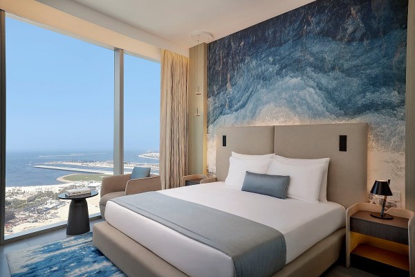 Bên trong khách sạn cao nhất thế giới với 82 tầng