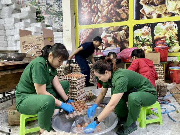 TP.HCM: Tổng lực hỗ trợ đồng bào miền Trung khắc phục hậu quả lũ lụt