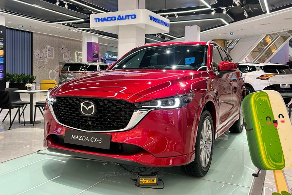 Crossover cỡ trung: Doanh số Ford Territory tăng mạnh, áp sát Mazda CX-5