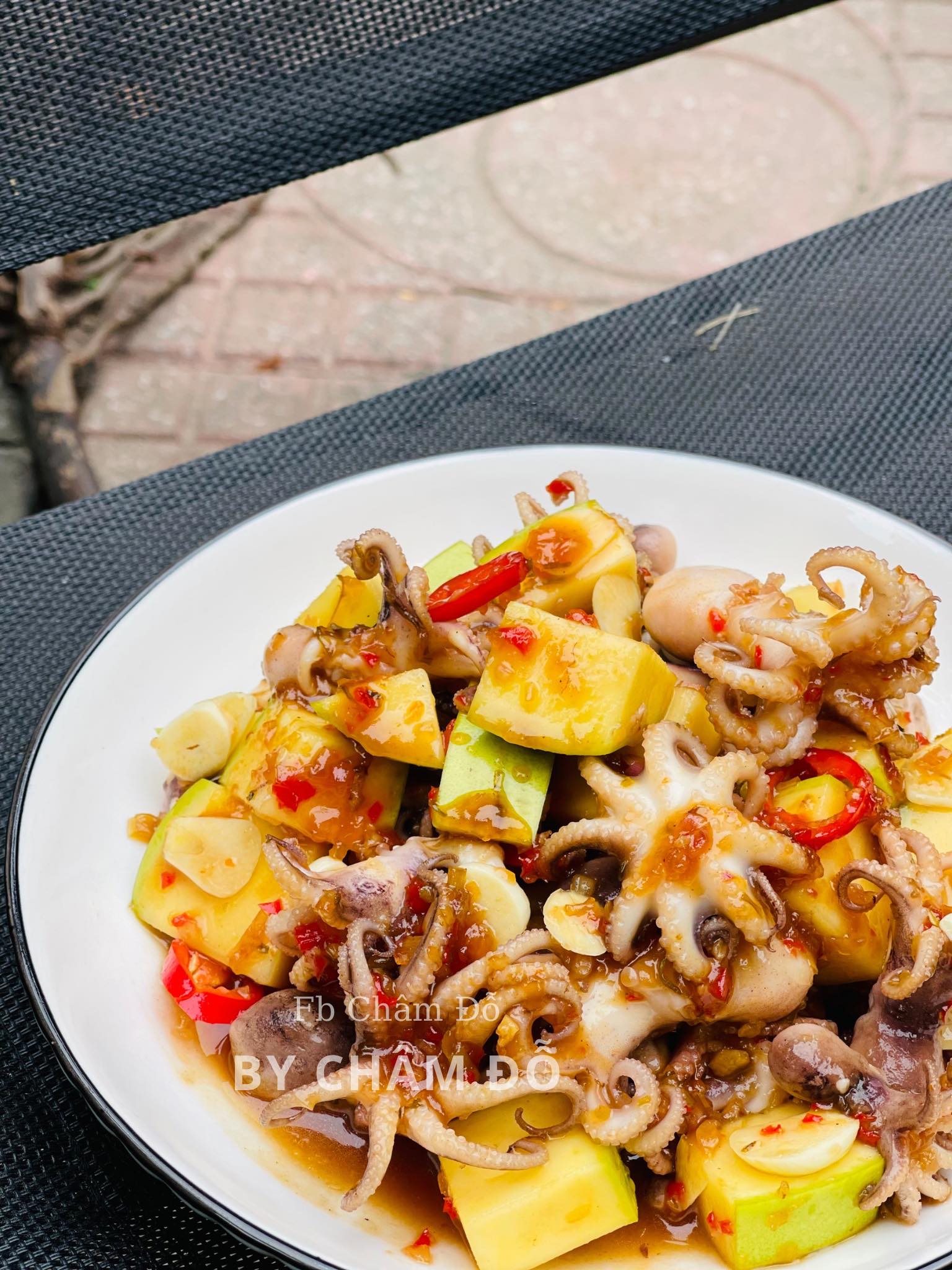 Bạch tuộc làm theo cách này ngon "không lối thoát"