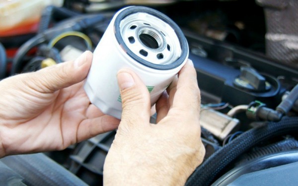 Chức năng quan trọng của lọc dầu động cơ ô tô, nhiều chủ xe thường bỏ qua