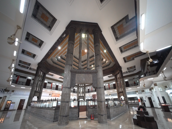 Cuối tuần thong thả đi xem triển lãm đồng tiền Việt Nam tại Ngân hàng Nhà nước